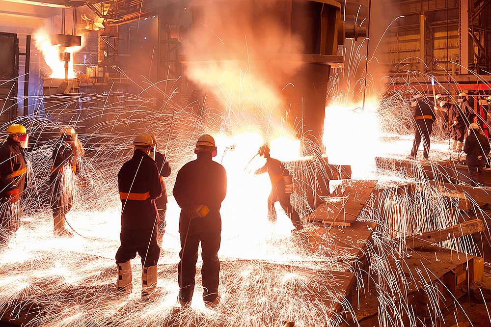 Steel tapping